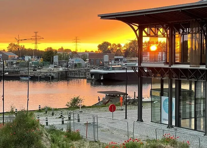 船上ホテル Le Grand Bordeleau *